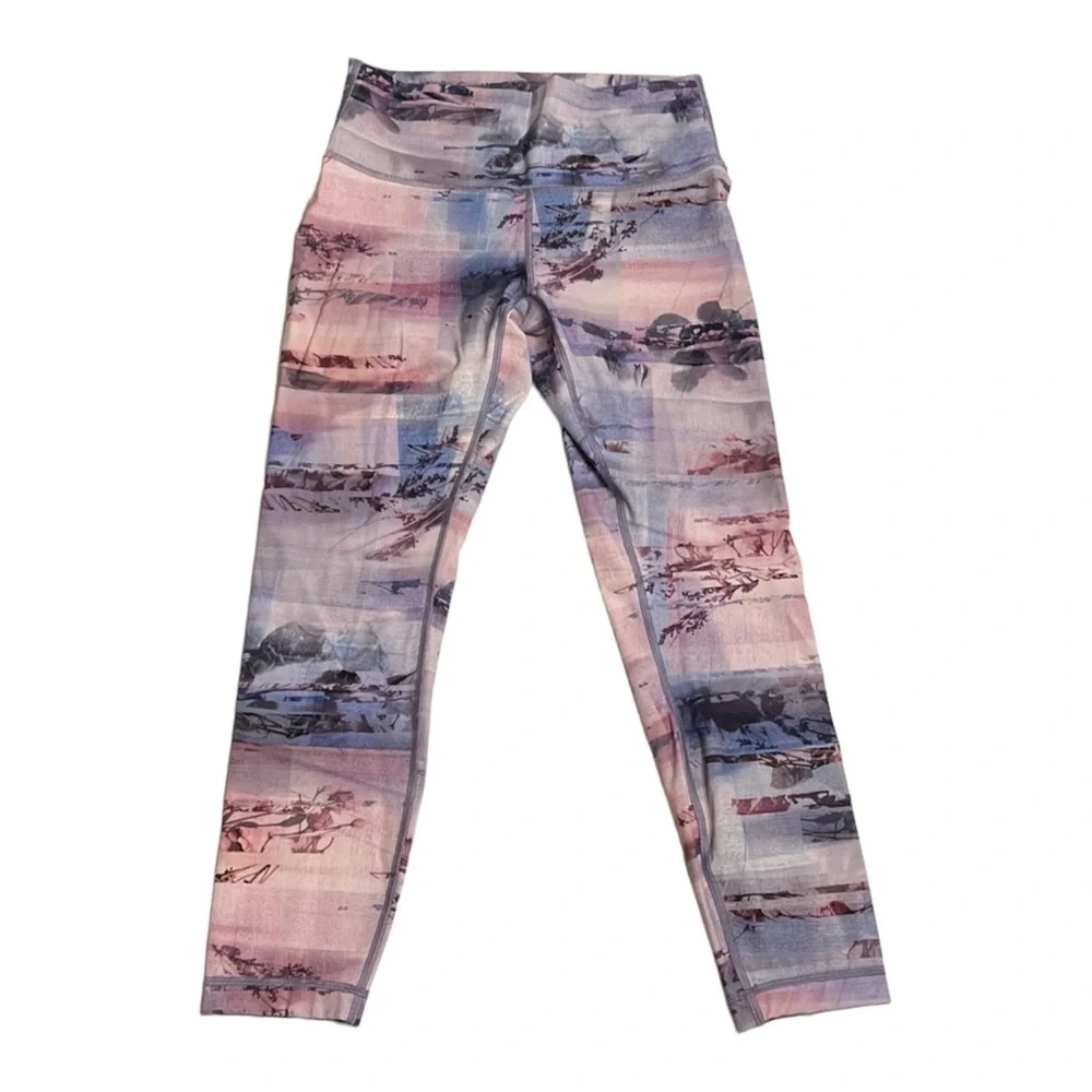 34. Lululemon Wunder Under HR Crop 23” Sunrise Silhouette Multi - Picture 1 of 5